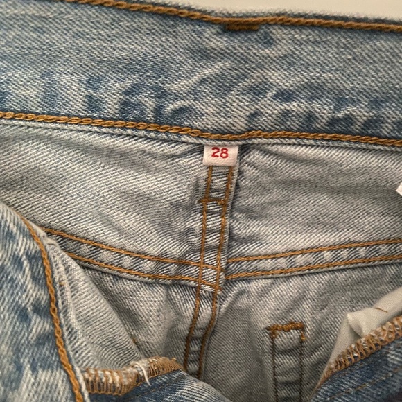 Levi’s Skirt - Picture 3 of 3